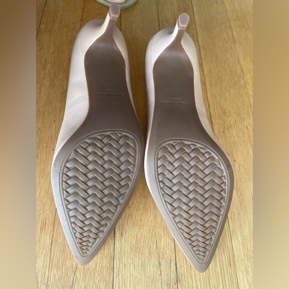 Leather pumps - Picture 3 of 8